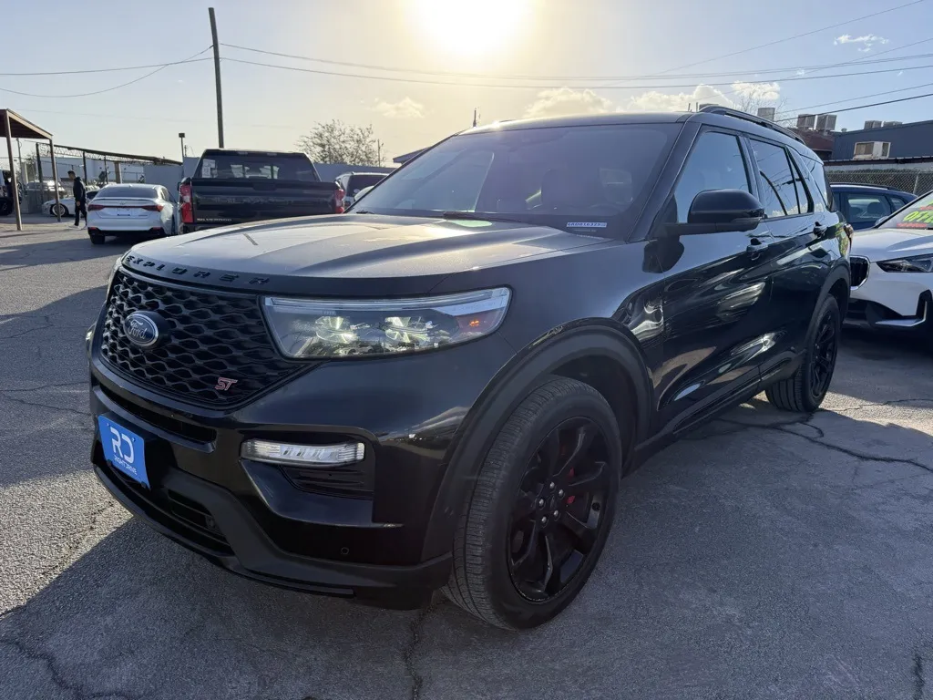 2020 Ford Explorer ST photo 3