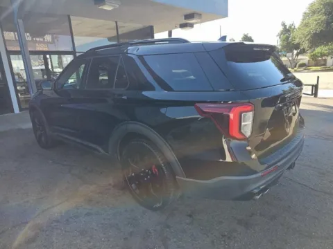 More photos of 2020 Ford Explorer ST at RightDrive - El Paso, TX