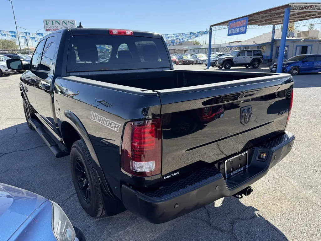 2023 Ram 1500 Classic Warlock photo 3