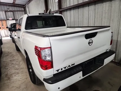 More photos of 2022 Nissan Titan SV at RightDrive - El Paso, TX