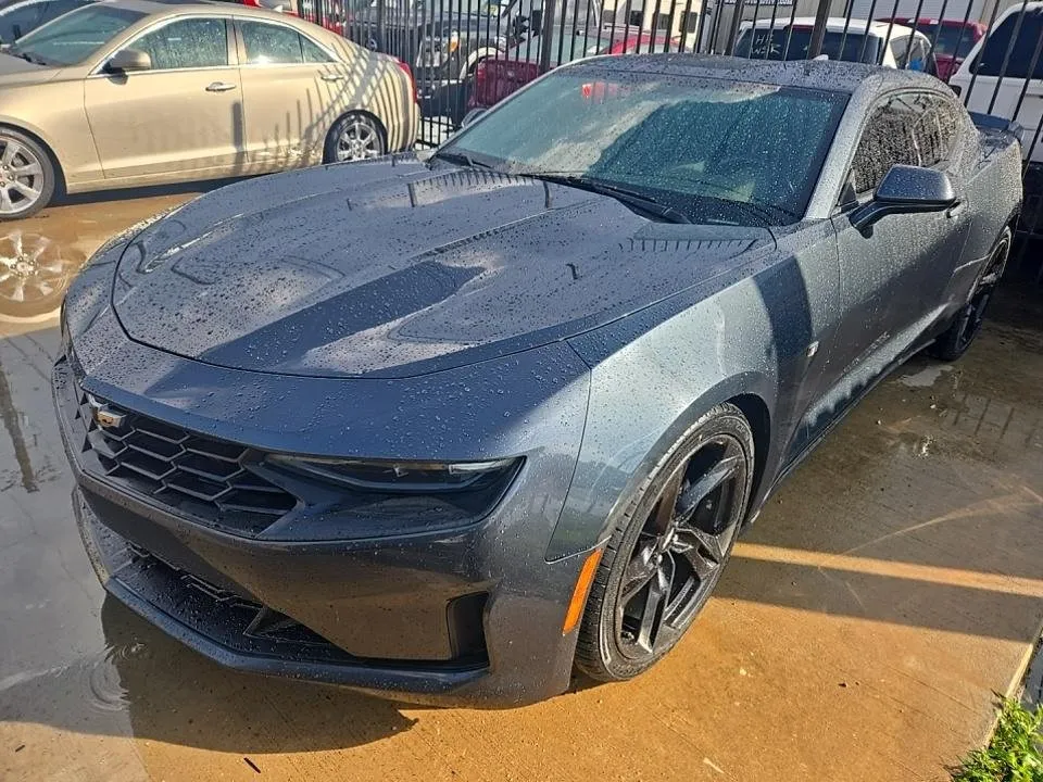 2019 Chevrolet Camaro 1LT photo 4