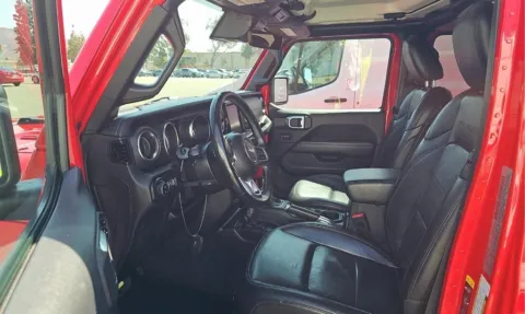 More photos of 2020 Jeep Gladiator Overland at RightDrive - El Paso, TX