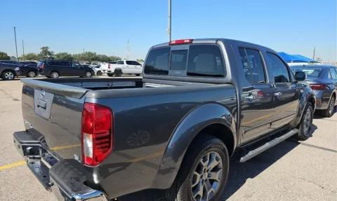 More photos of 2019 Nissan Frontier SL at RightDrive - El Paso, TX