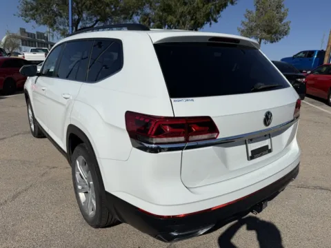 More photos of 2022 Volkswagen Atlas 3.6L V6 SE w/Technology at RightDrive - El Paso, TX