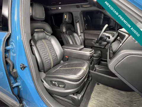 More photos of 2025 Rivian R1T Adventure at Parkline Motors, UT