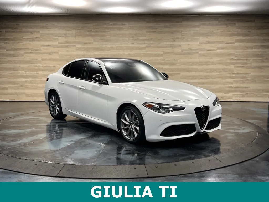 2021 Alfa Romeo Giulia Ti