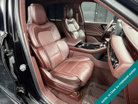 More photos of 2022 Lincoln Aviator Black Label at Parkline Motors, UT