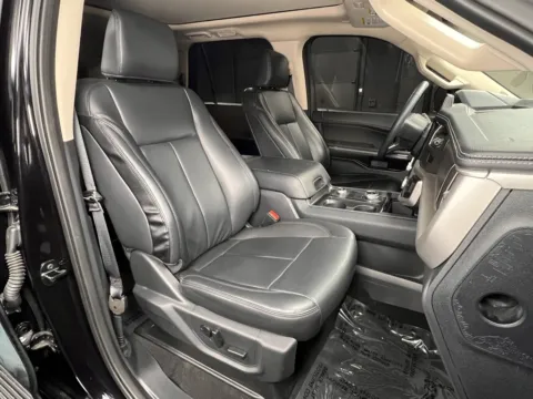 More photos of 2023 Ford Expedition XLT at Parkline Motors, UT