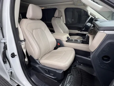 More photos of 2024 Ford Expedition Max Limited at Parkline Motors, UT