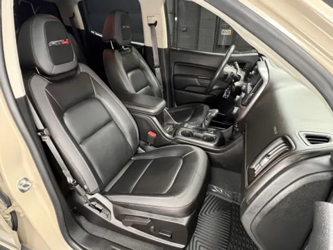 More photos of 2022 GMC Canyon AT4 w/Leather at Parkline Motors, UT