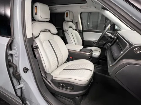 More photos of 2025 Rivian R1S Adventure at Parkline Motors, UT