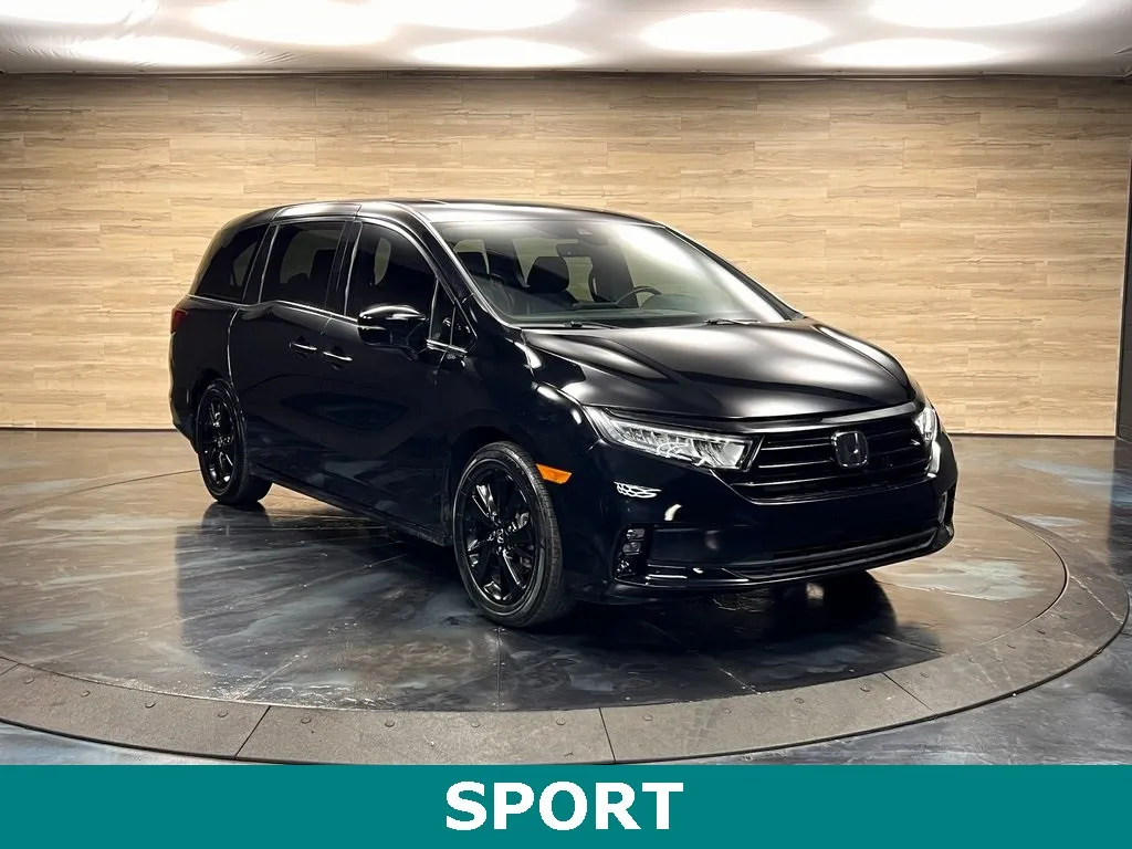 2024 Honda Odyssey SPORT's photo