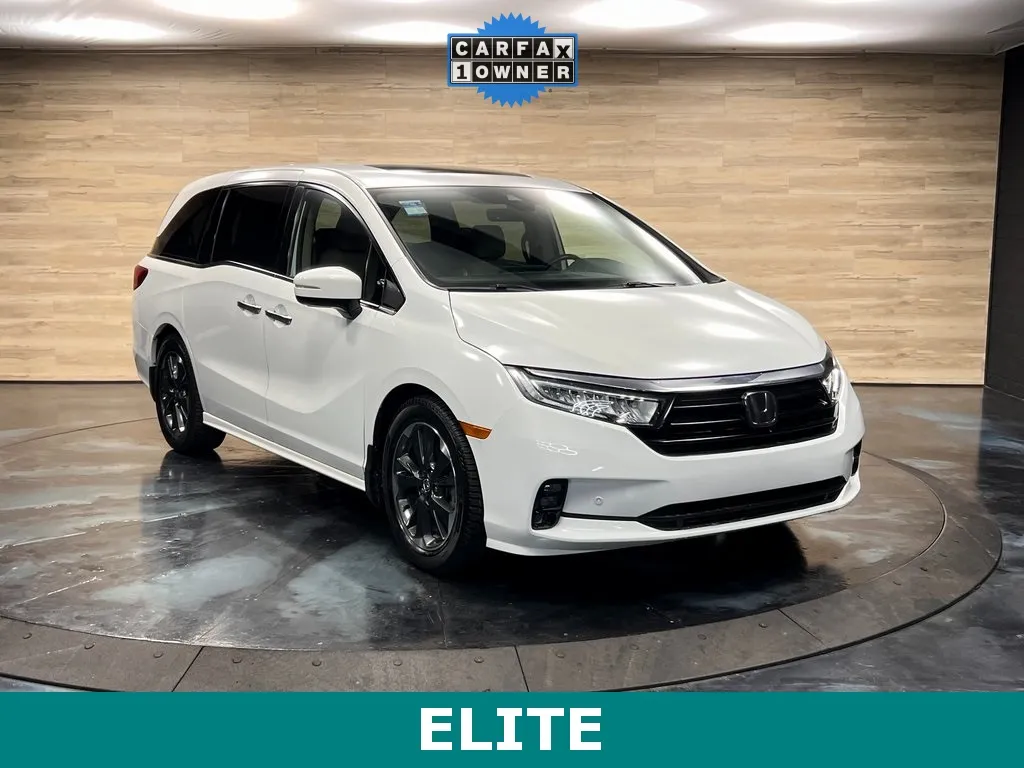 2022 Honda Odyssey Elite's photo