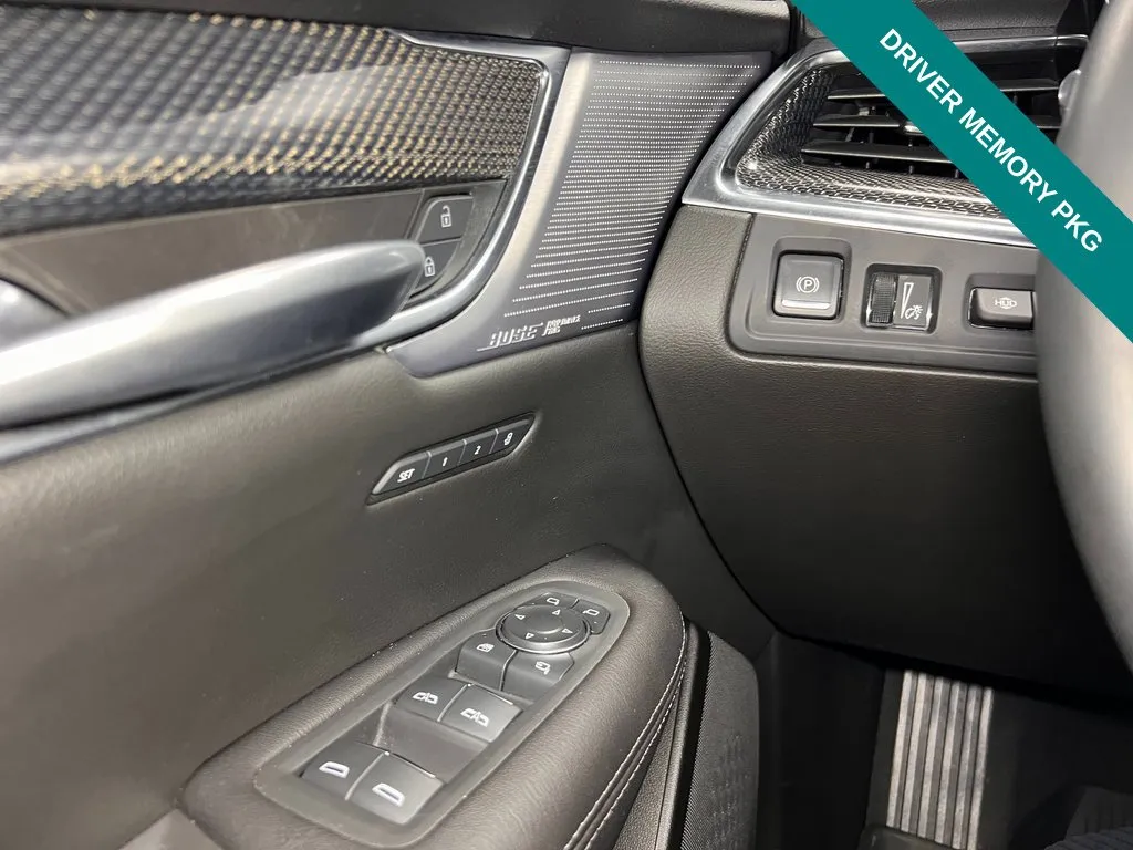 Cadillac XT5 photo 7