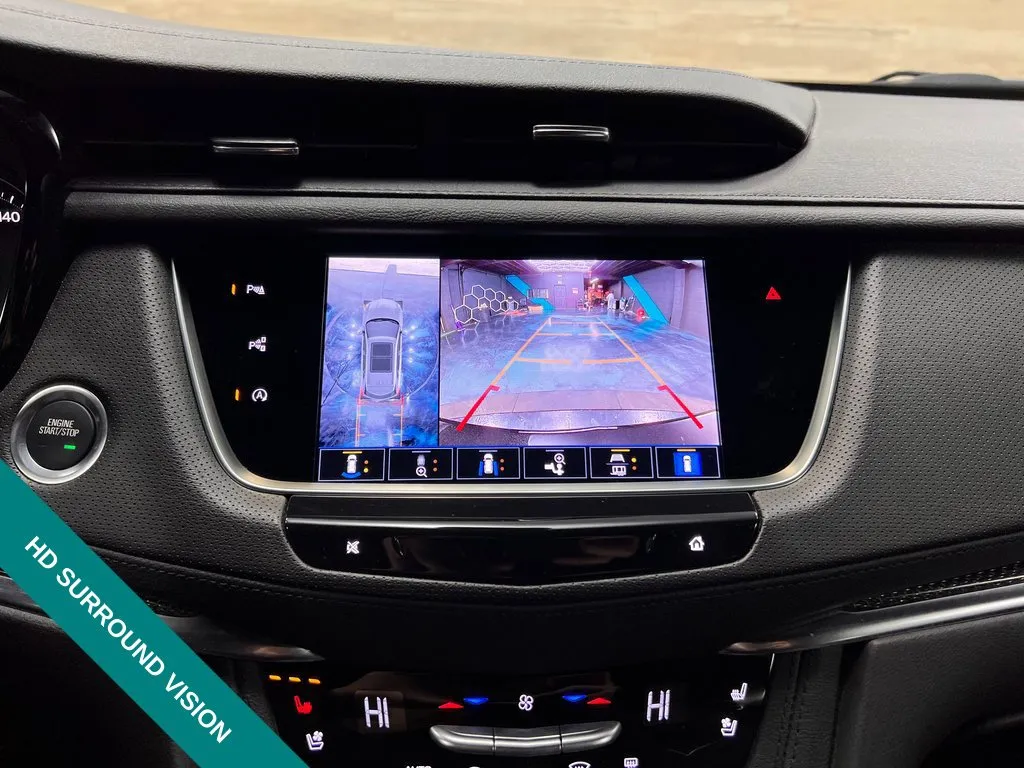 Cadillac XT5 photo 8