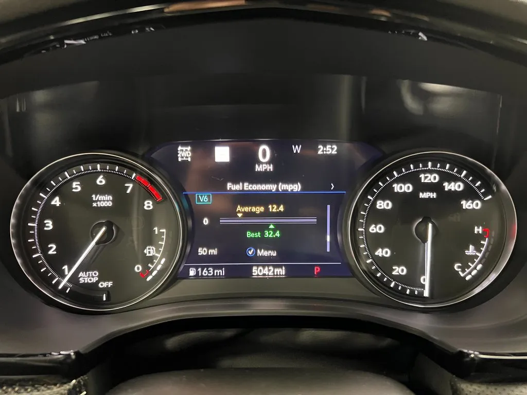 Cadillac XT5 photo 25