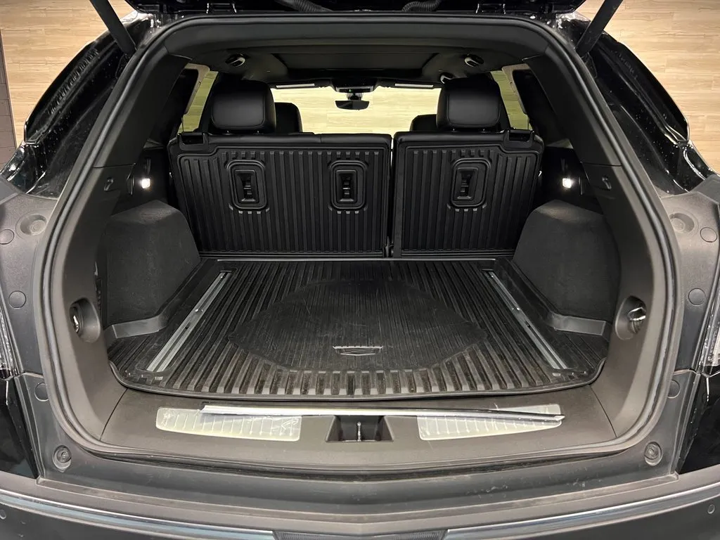 Cadillac XT5 photo 23