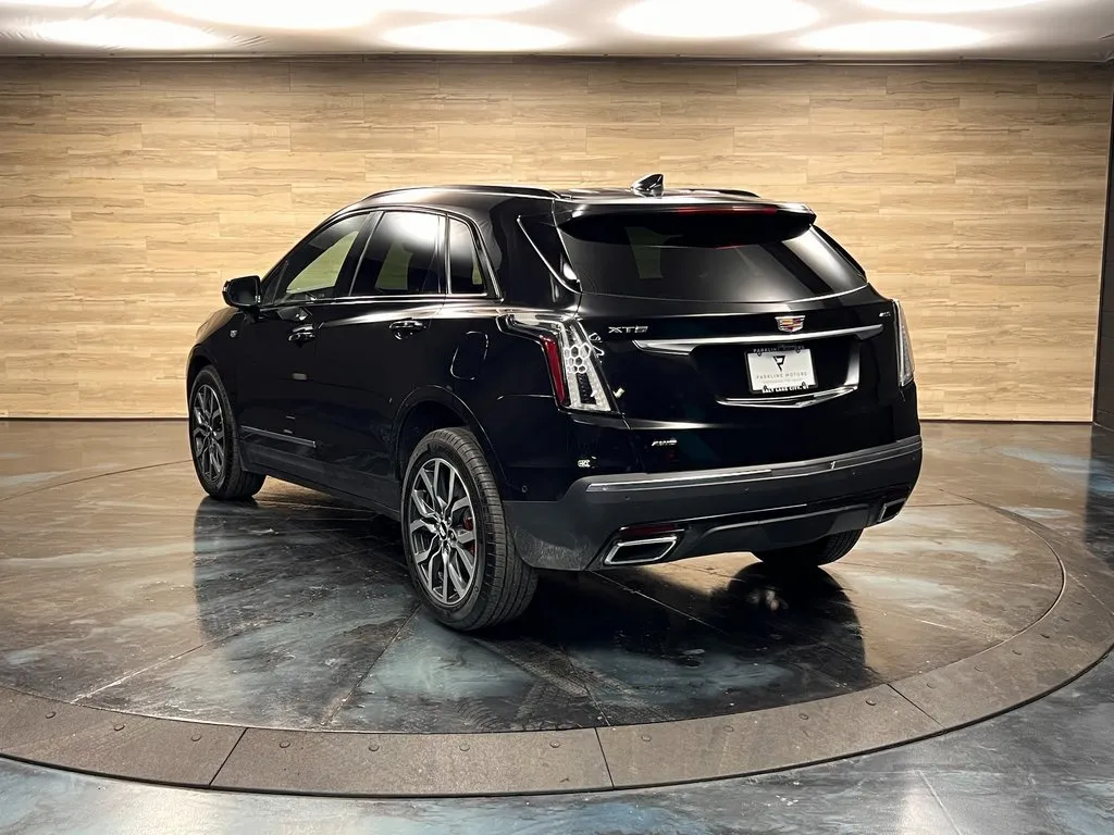 Cadillac XT5 photo 14
