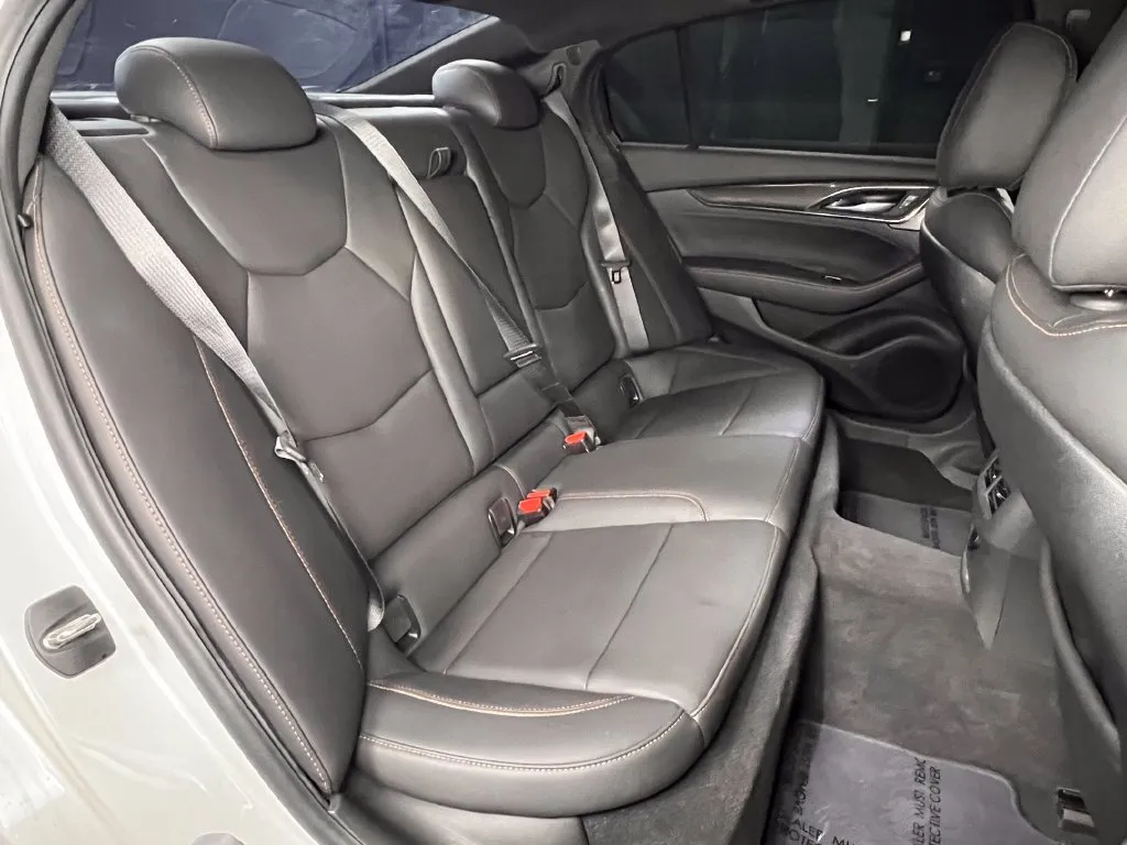 Cadillac CT5 photo 30