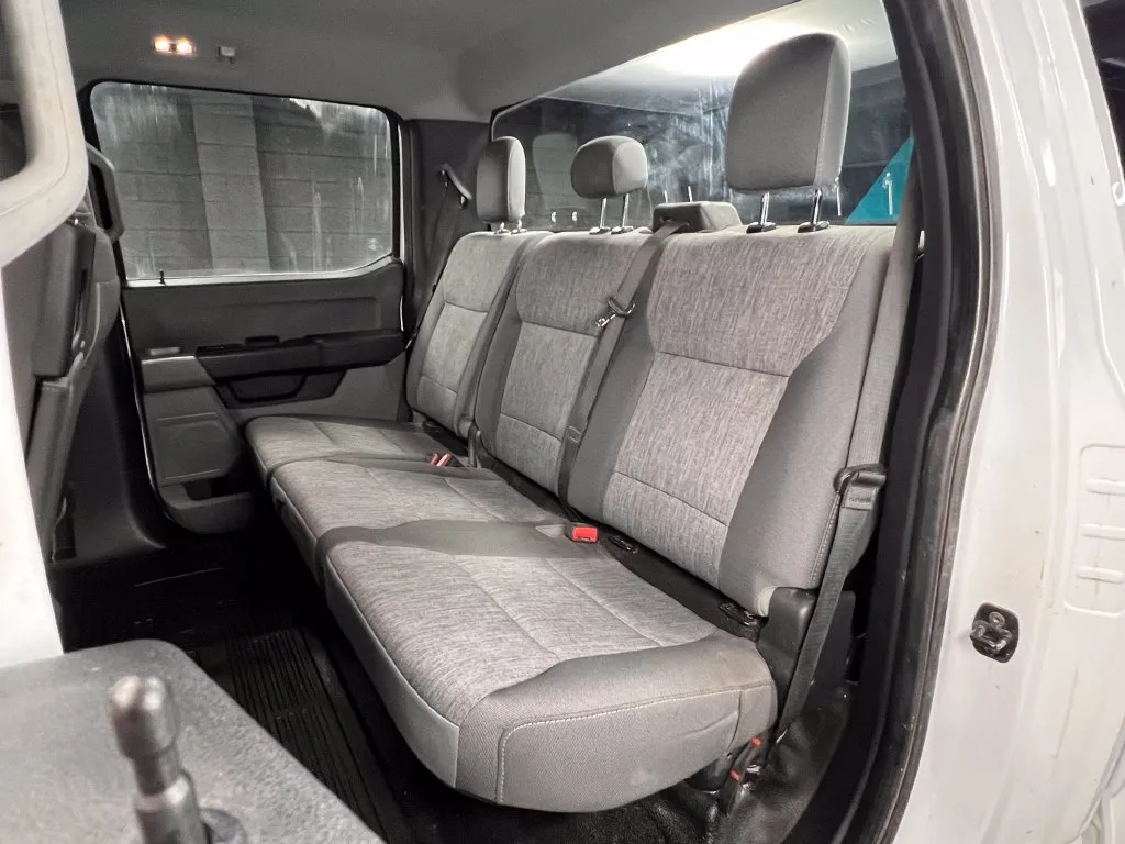Ford F-250SD photo 25