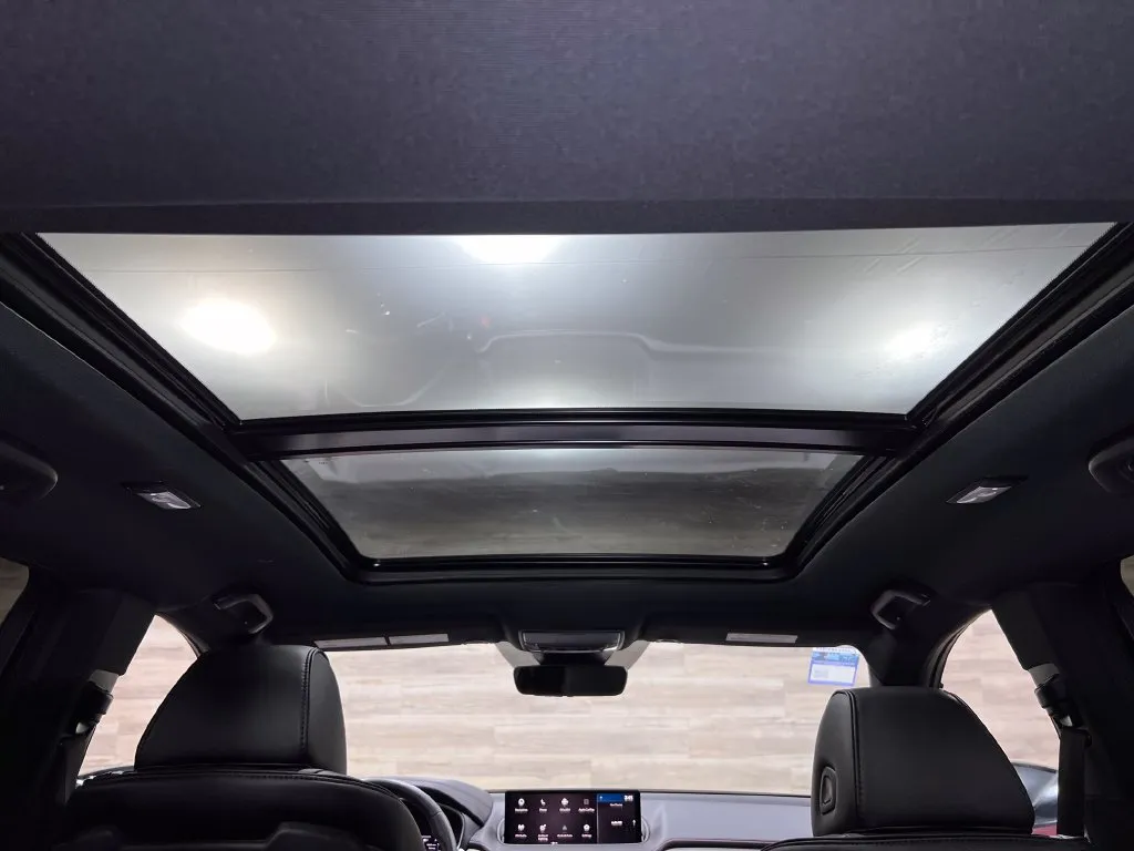 Acura MDX photo 18
