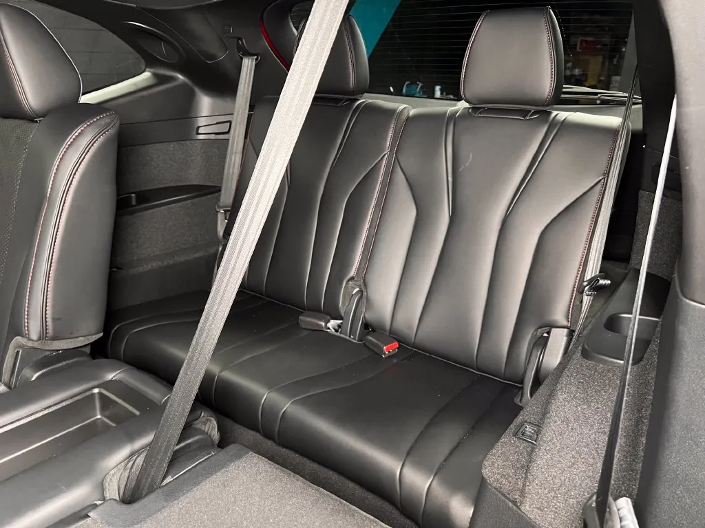 Acura MDX photo 23
