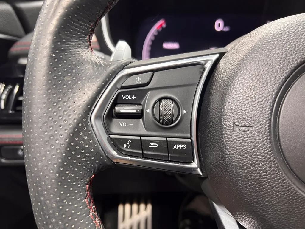 Acura MDX photo 10