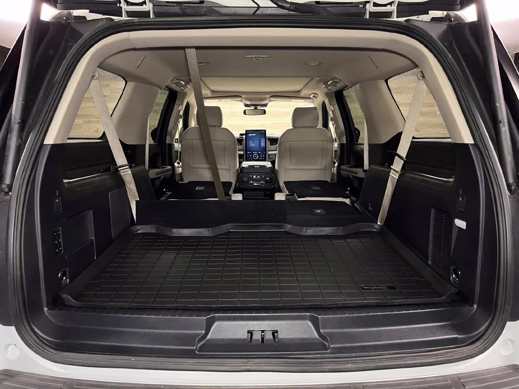 Ford Expedition MAX photo 27