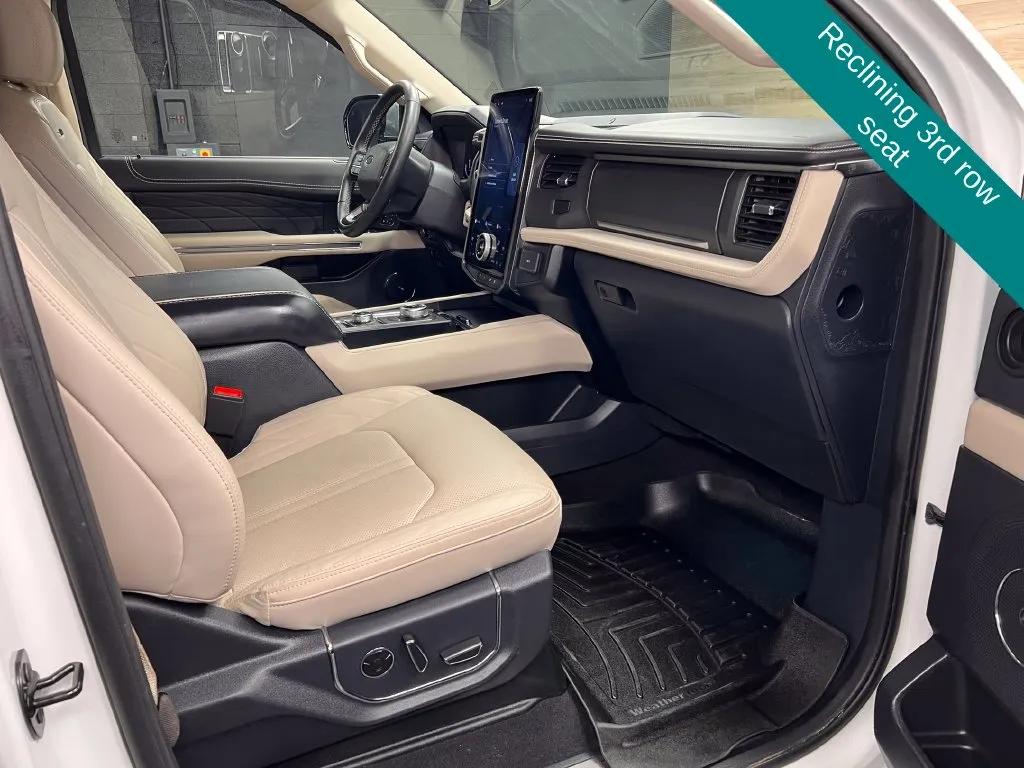 Ford Expedition MAX photo 8