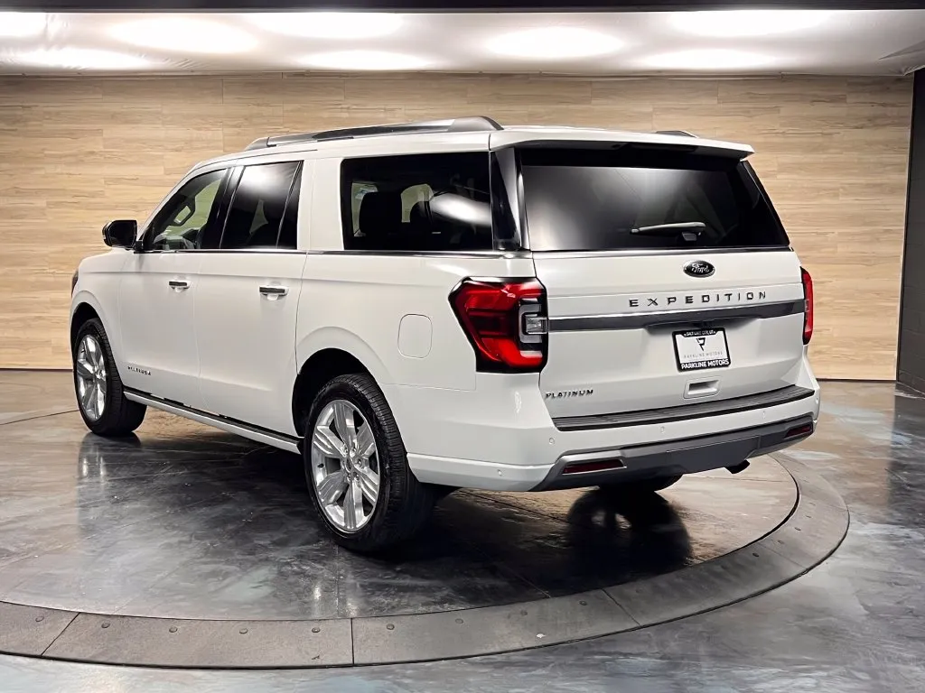 Ford Expedition MAX photo 25