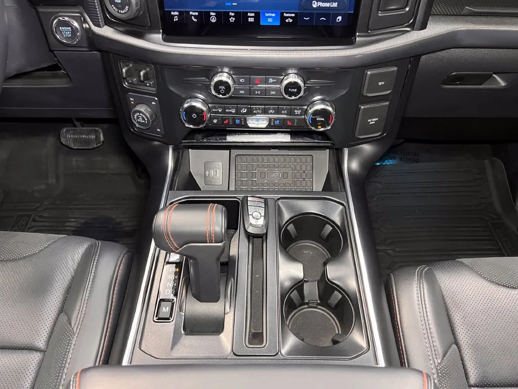Ford F-150 photo 16