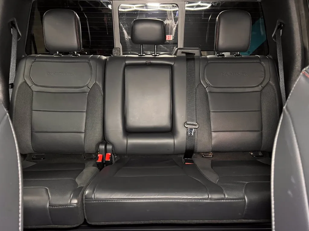 Ford F-150 photo 23