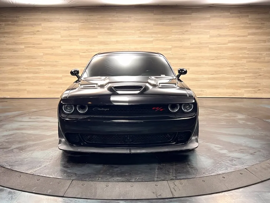 Dodge Challenger photo 20