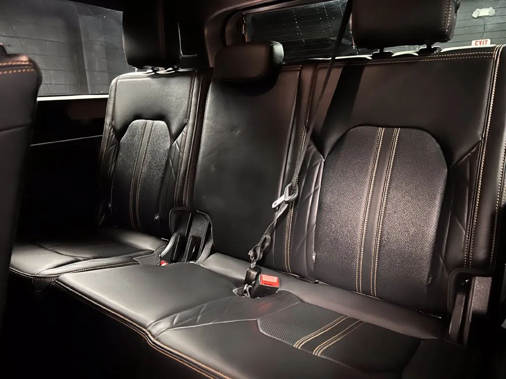 Ford Expedition MAX photo 24