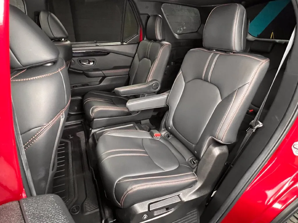 Honda Pilot photo 20