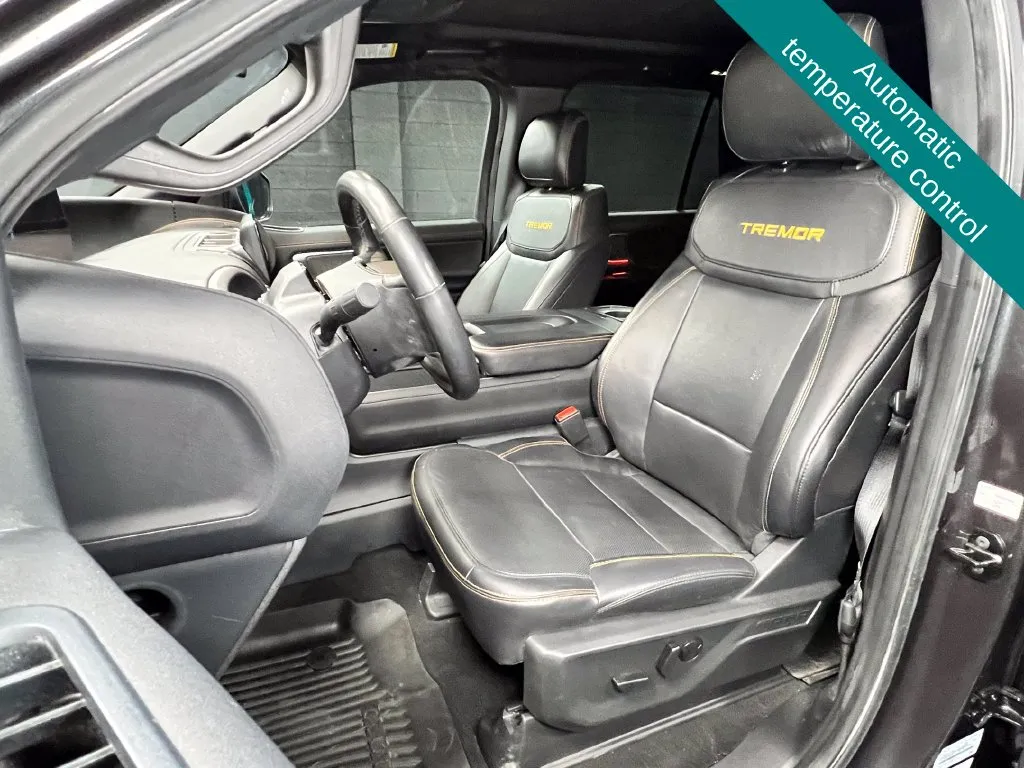 Ford Expedition photo 6