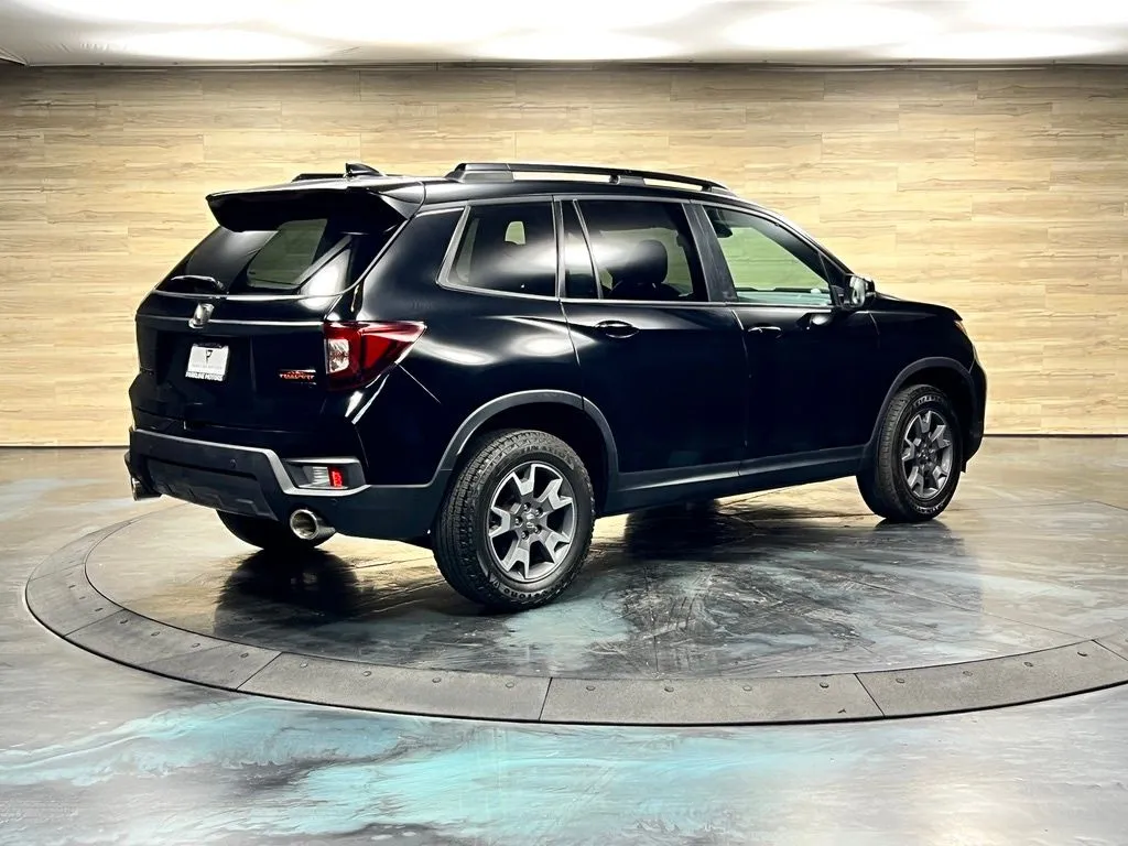 Honda Passport photo 21