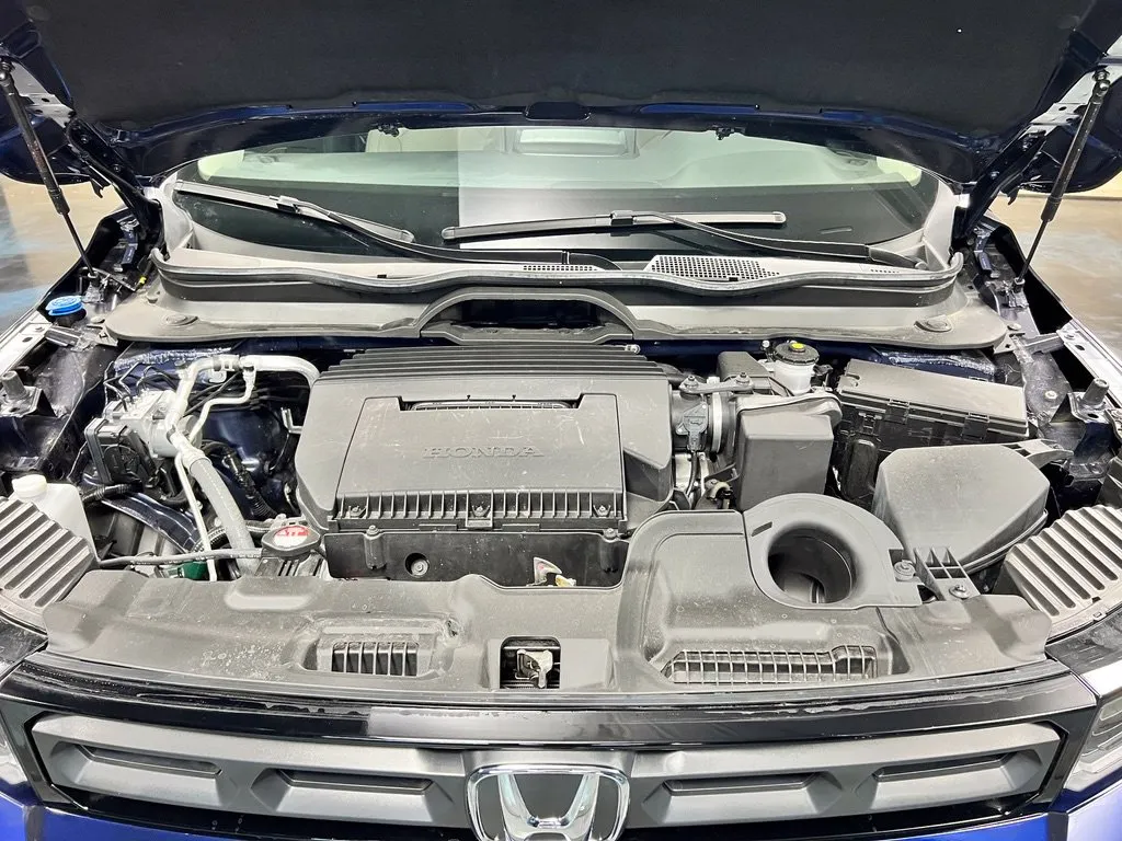 Honda Passport photo 24