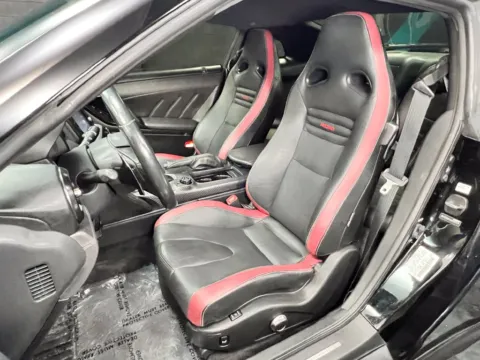 More photos of 2019 Nissan GT-R Premium at Parkline Motors, UT