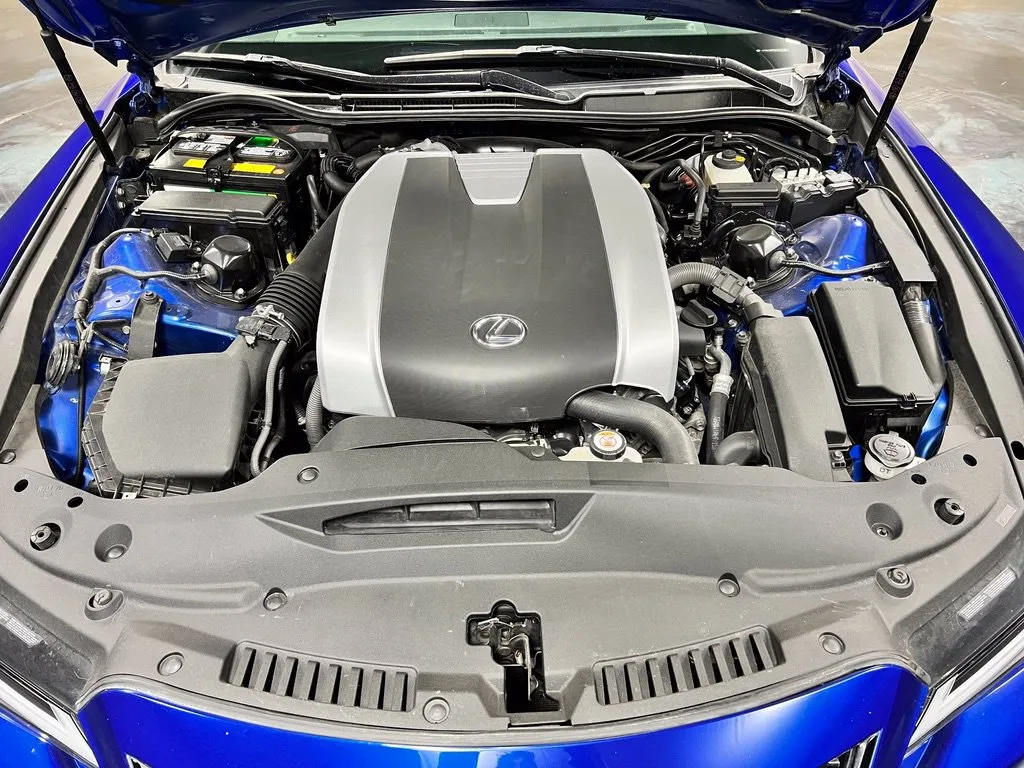 Lexus IS photo 20