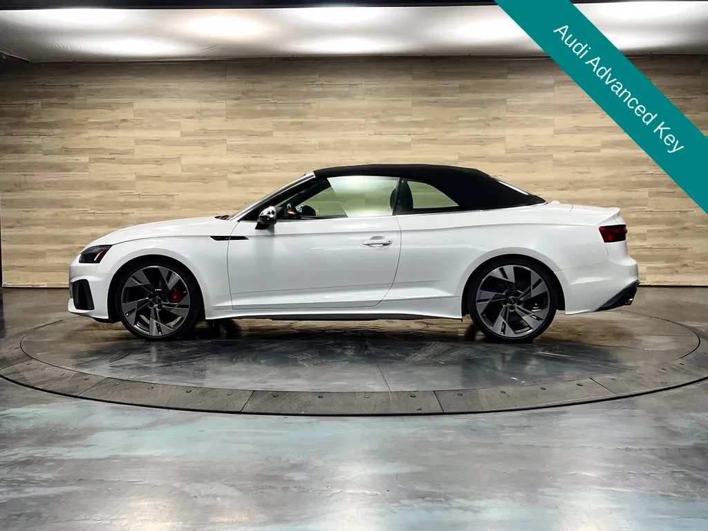 Audi S5 photo 9