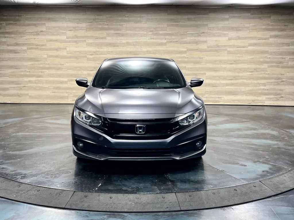 Honda Civic photo 8