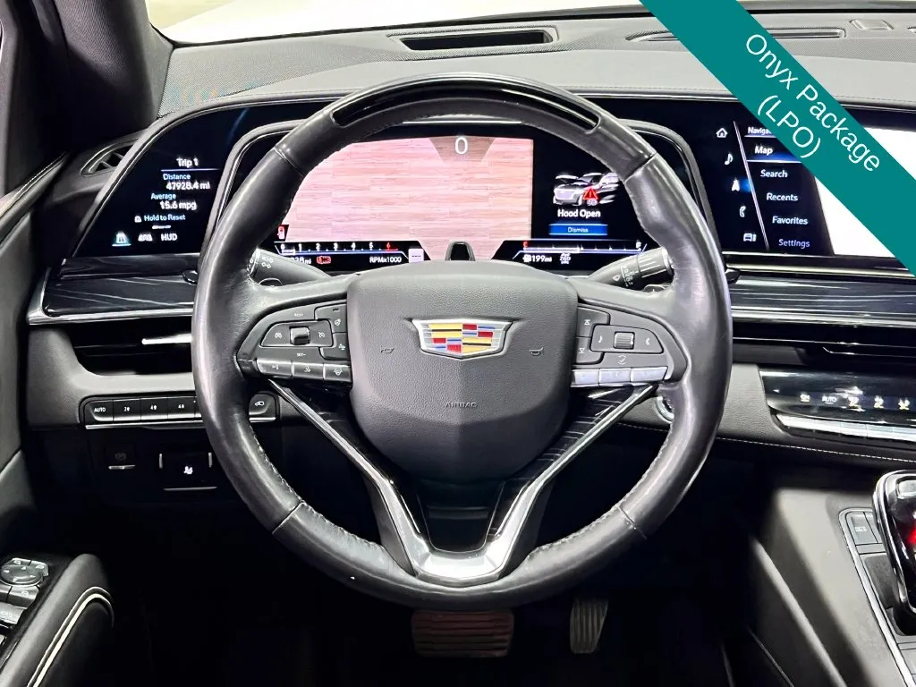 Cadillac Escalade ESV photo 3