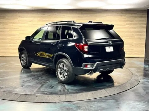 Honda Passport photo 11