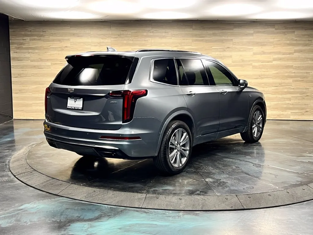 Cadillac XT6 photo 15