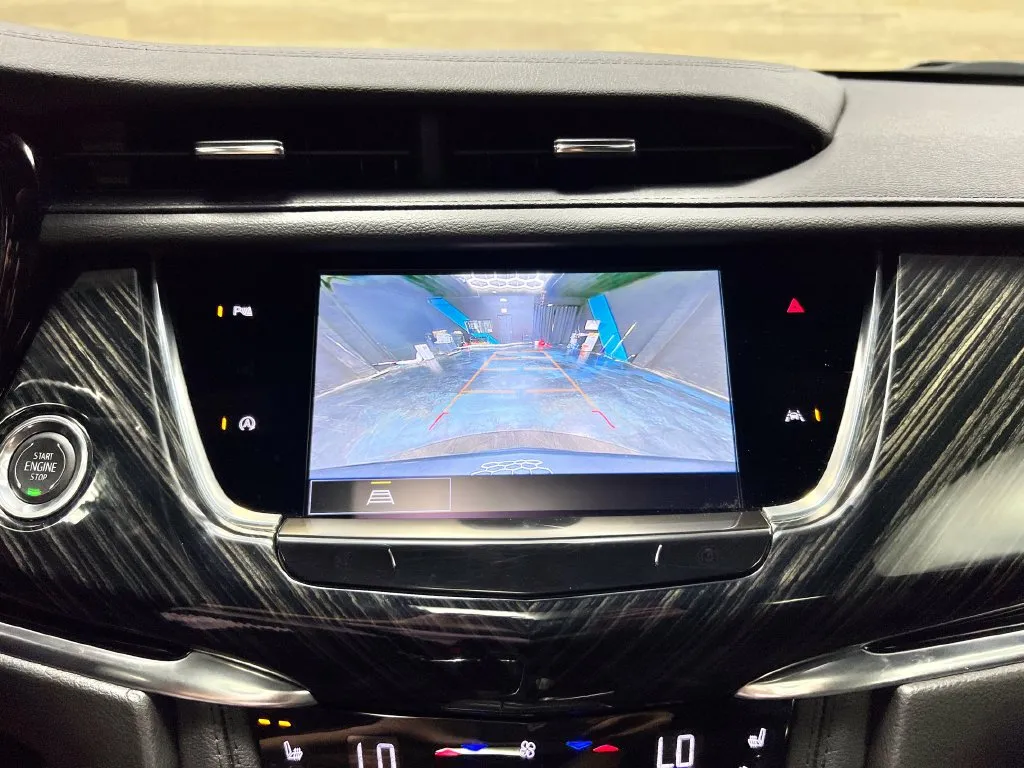 Cadillac XT6 photo 14