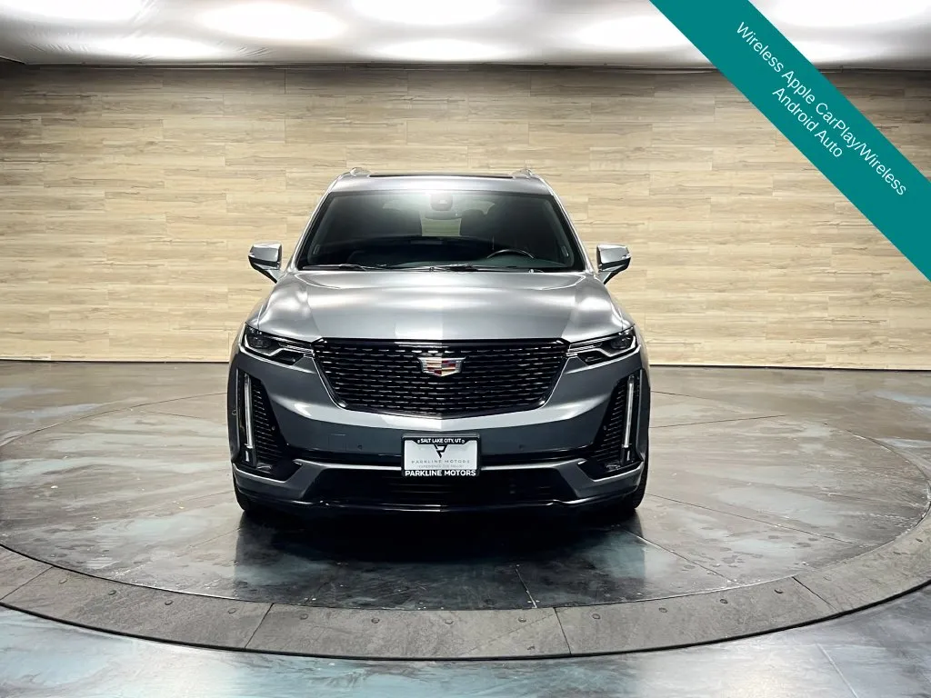 Cadillac XT6 photo 8