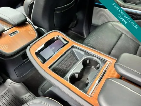 Lincoln Navigator L photo 16