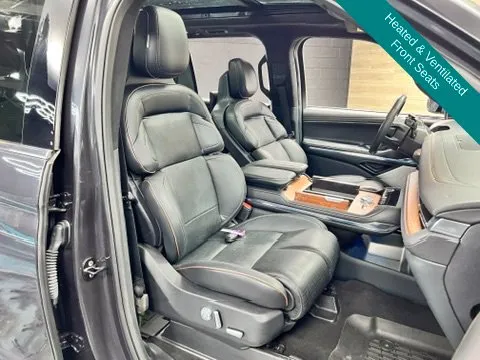 Lincoln Navigator L photo 7