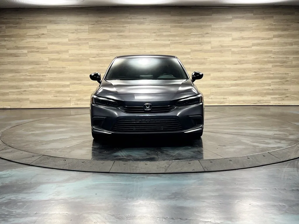 Honda Civic photo 8